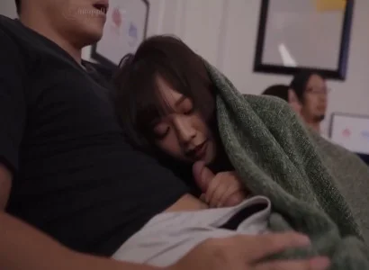 Chuyện vụng trộm với em họ khiến tôi không cưỡng lại được